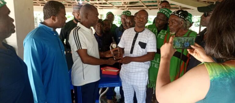 Edo North Hunters Award Hon.Anamero for Excellence